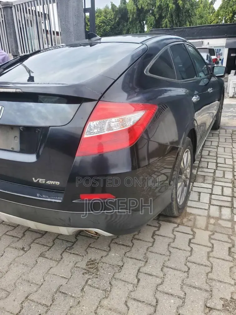 Honda Crosstour 2015 Black