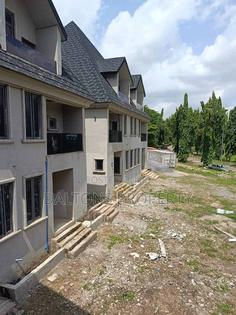 4bdrm Duplex in Game Village Estate, Galadimawa for sale
