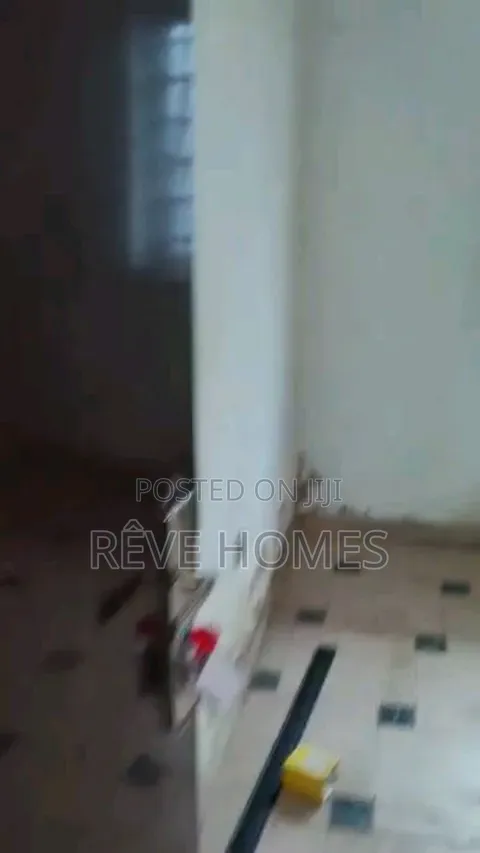 2bdrm Apartment in Alagomeji for rent