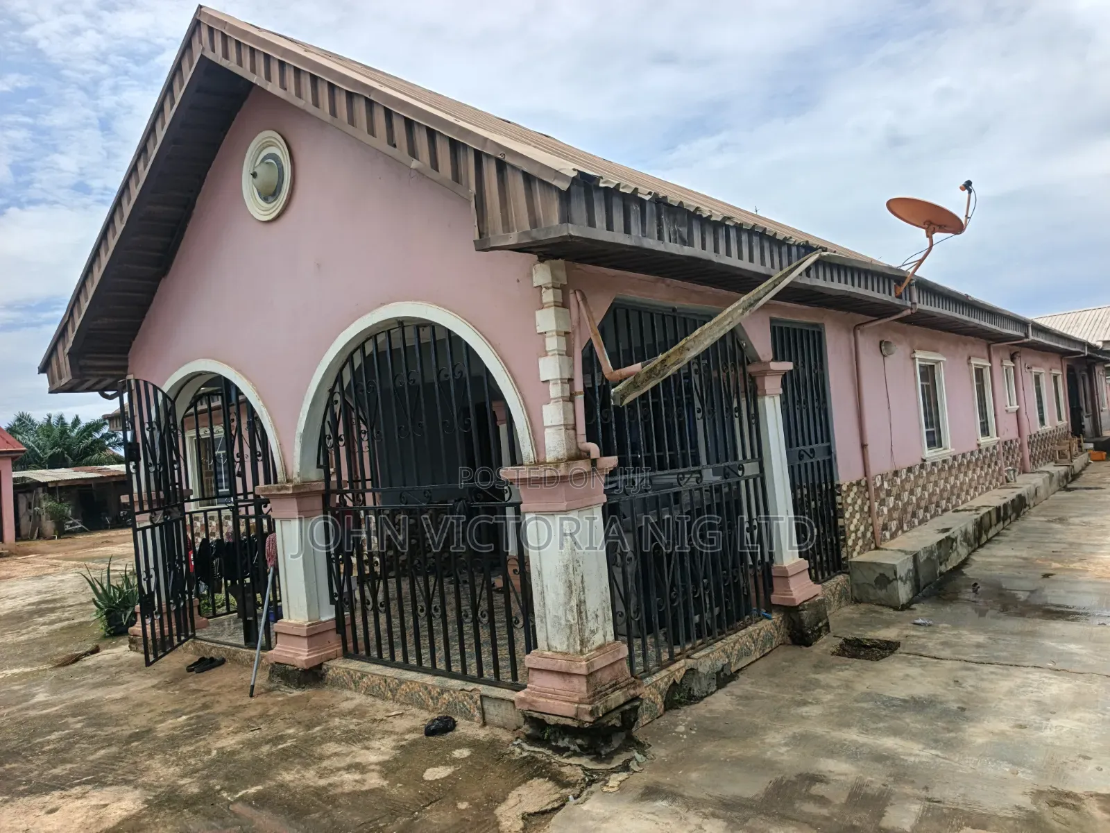 3bdrm Block of Flats in Evota, Badagry / Badagry for rent