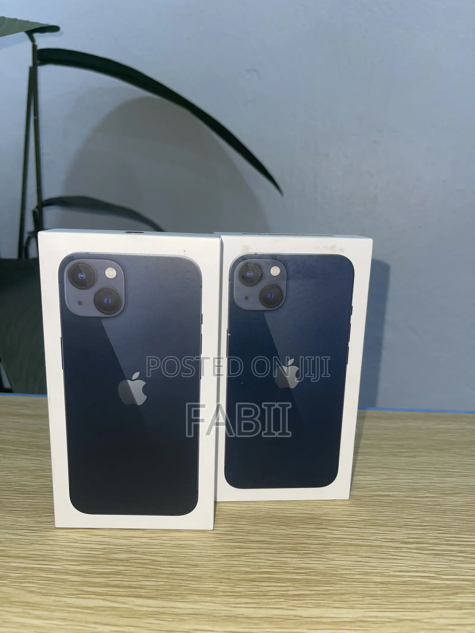 New Apple iPhone 13 128 GB Blue