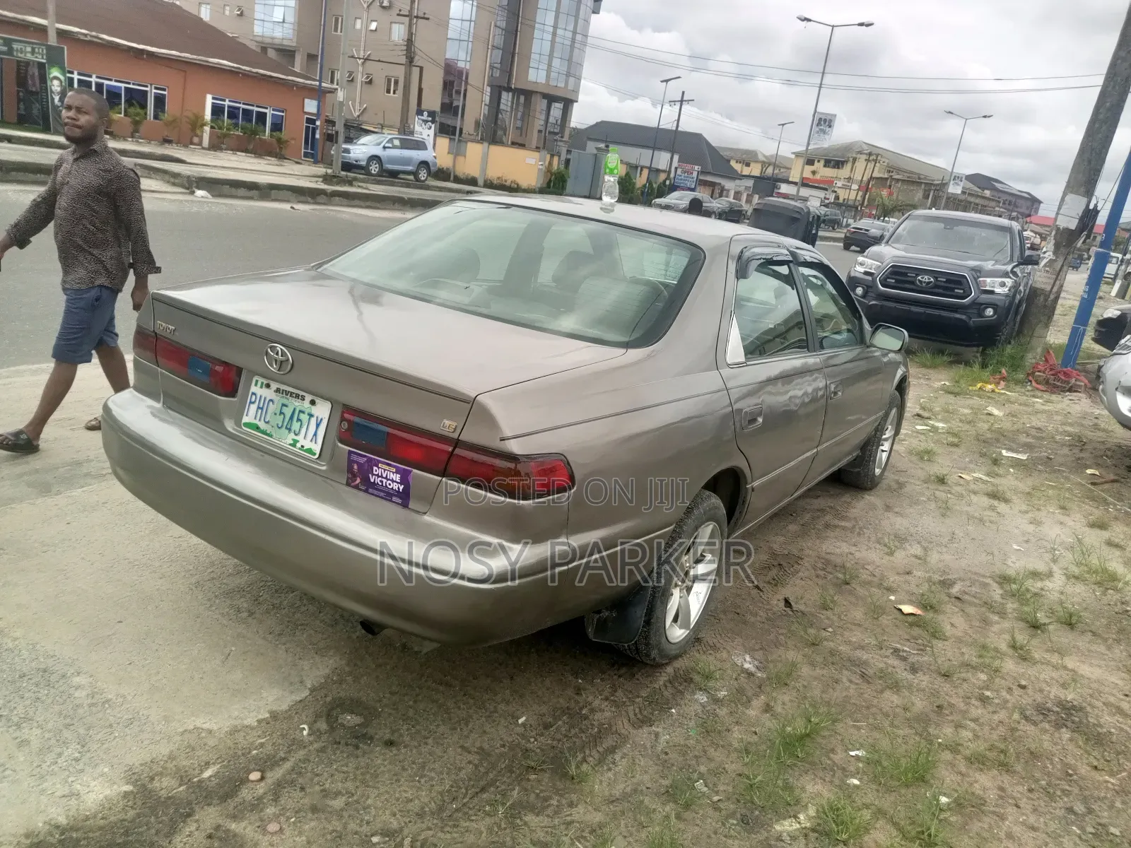 Toyota Camry Automatic 1999 Gray