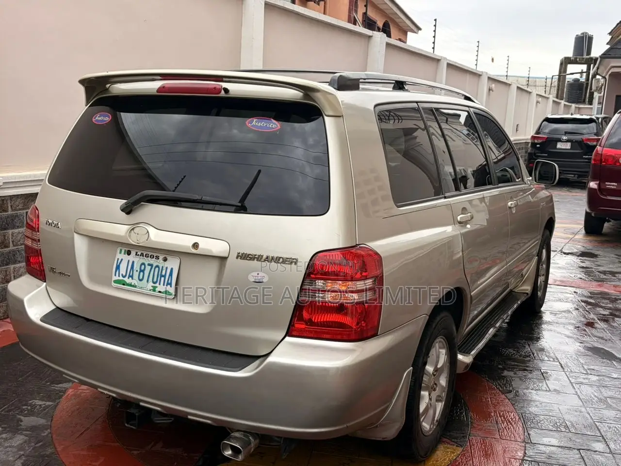 Toyota Highlander 2004 Gold