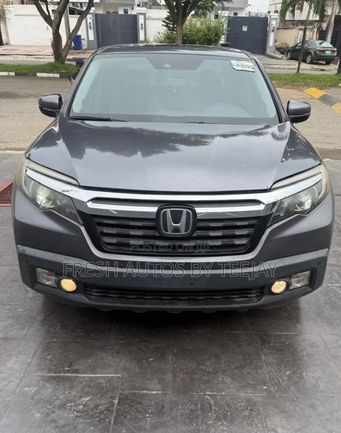 Honda Ridgeline Sport AWD Crew Cab 125.2 in. WB 2020 Gray