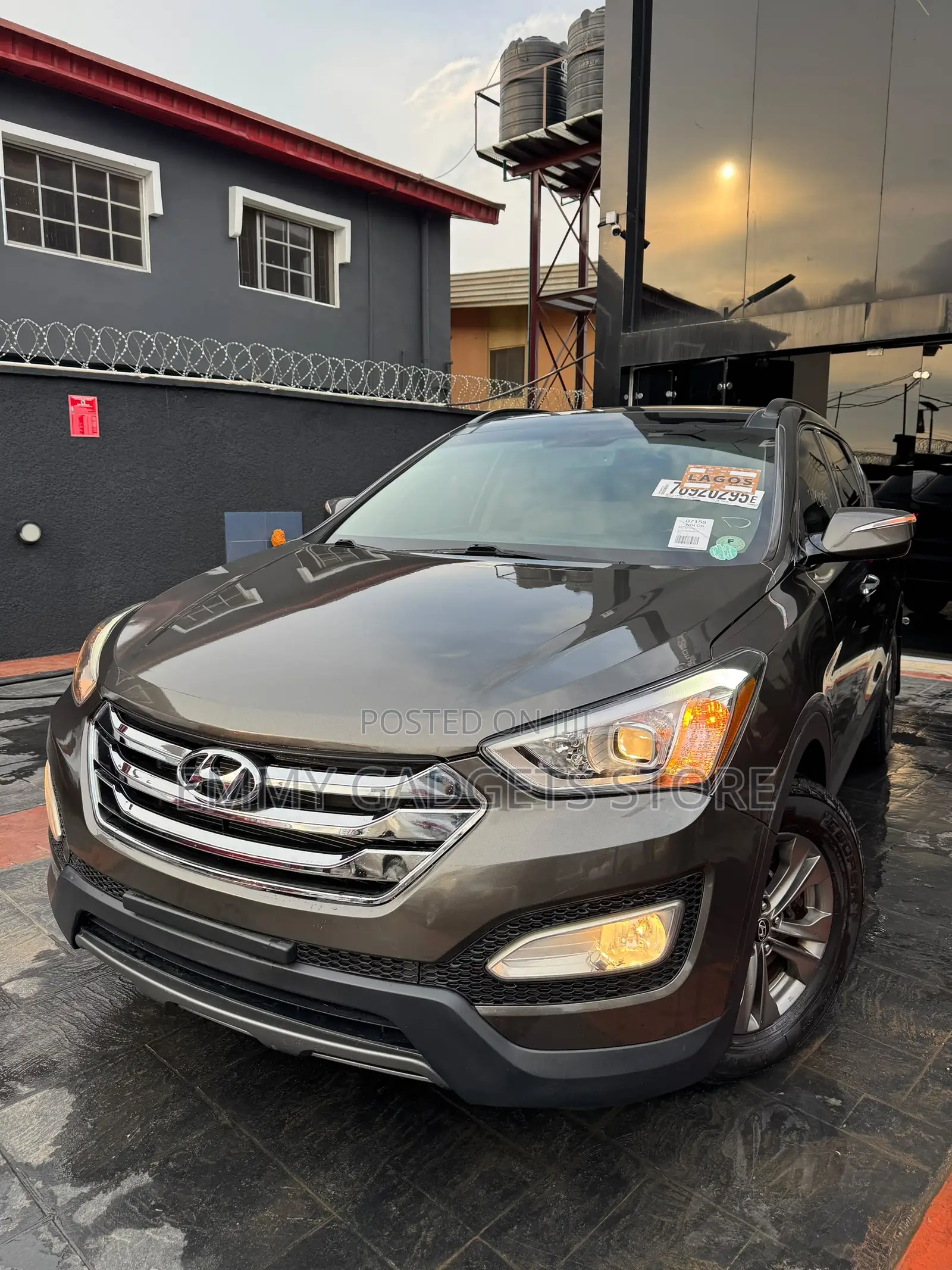 Hyundai Santa Fe 2014 Brown