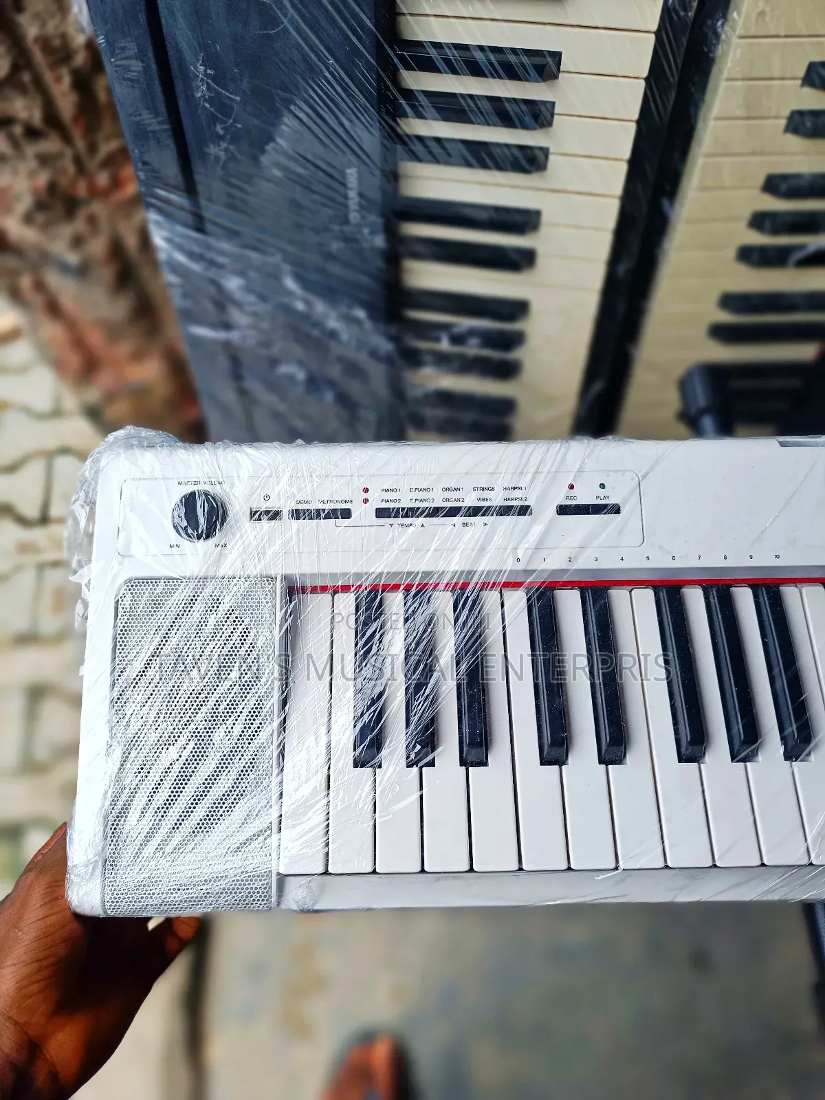 Yamaha Piaggero Np-32 Electronic Keyboard