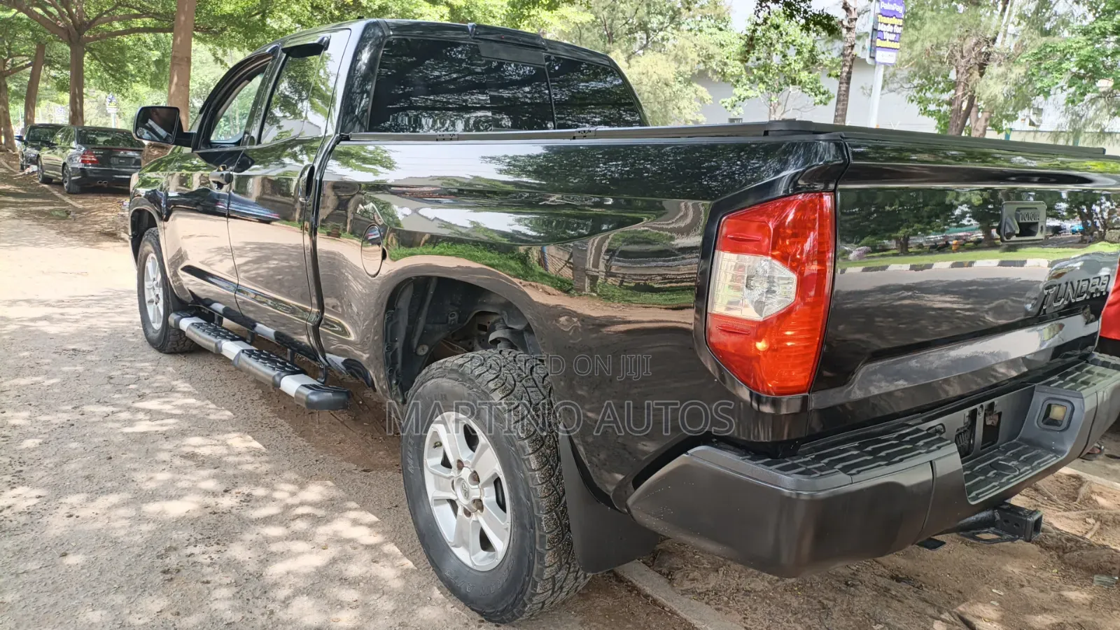 Toyota Tundra 2017 Black