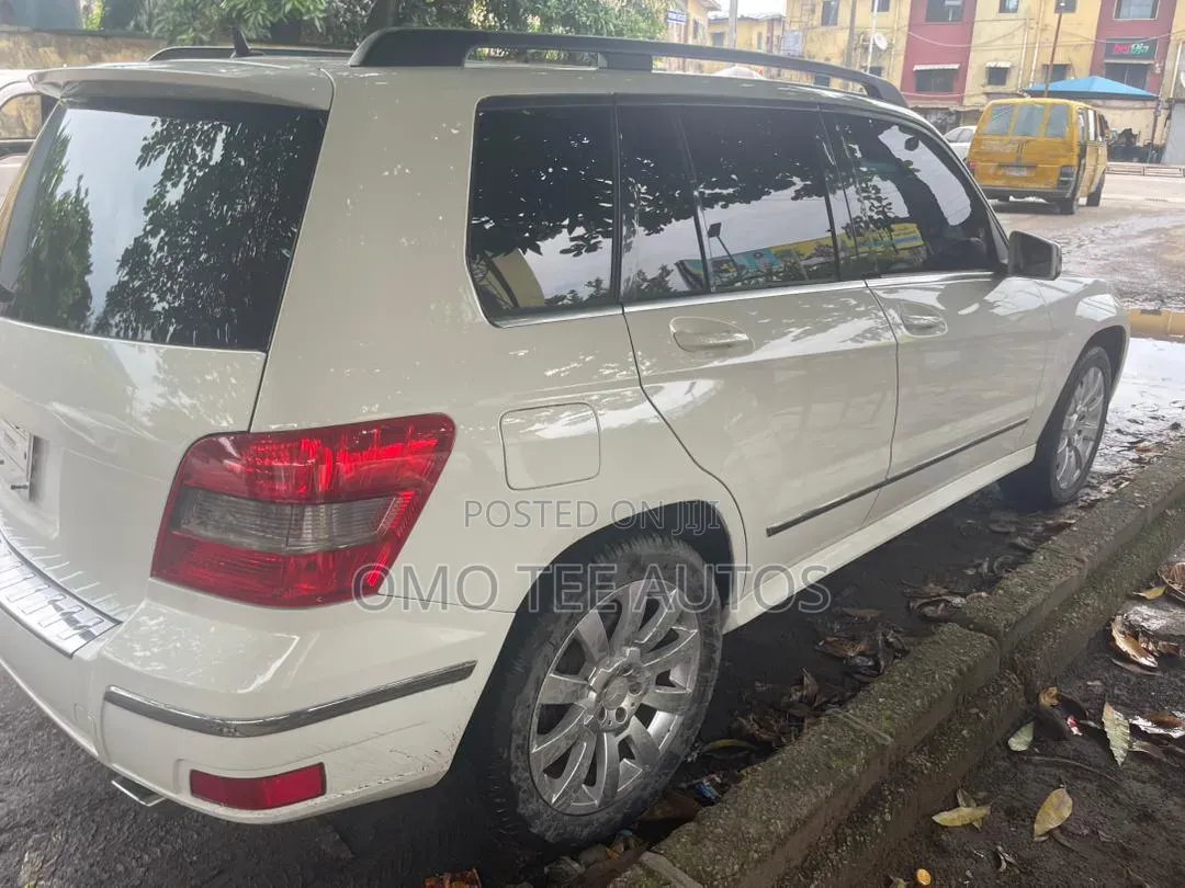 Mercedes-Benz GLK-Class 350 2012 White