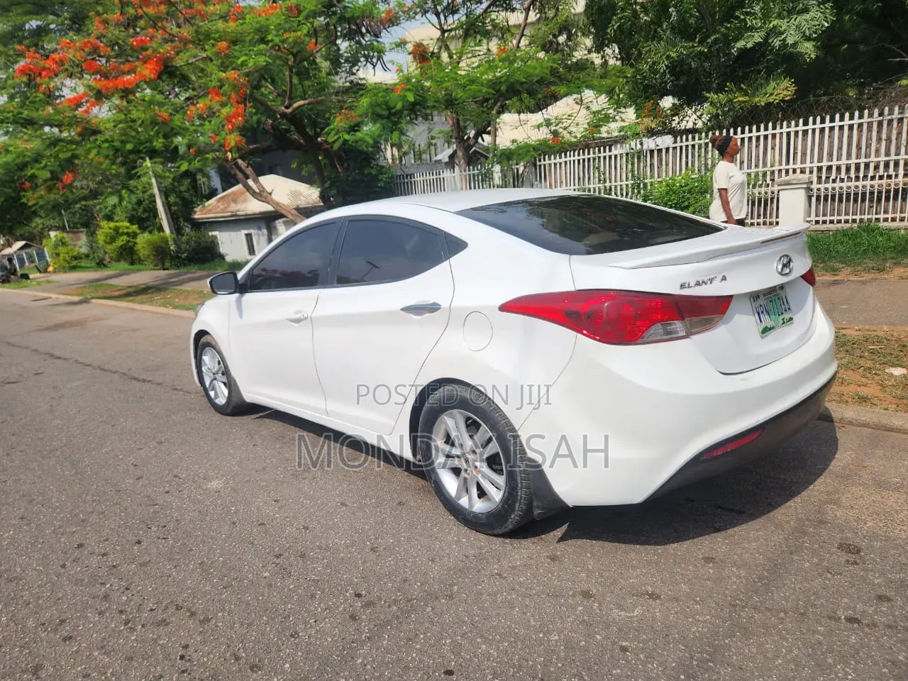 Hyundai Elantra 2013 White