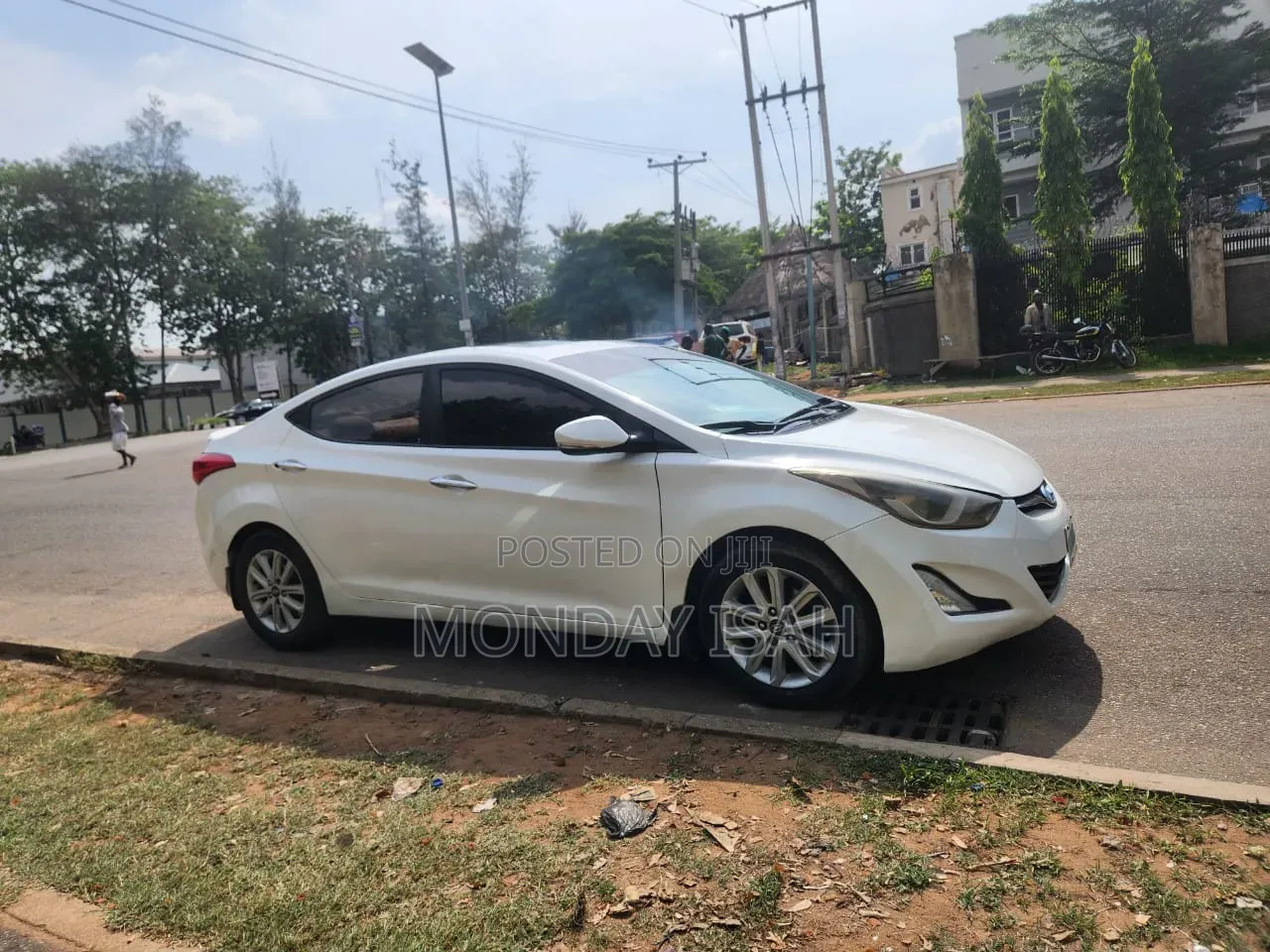 Hyundai Elantra 2013 White