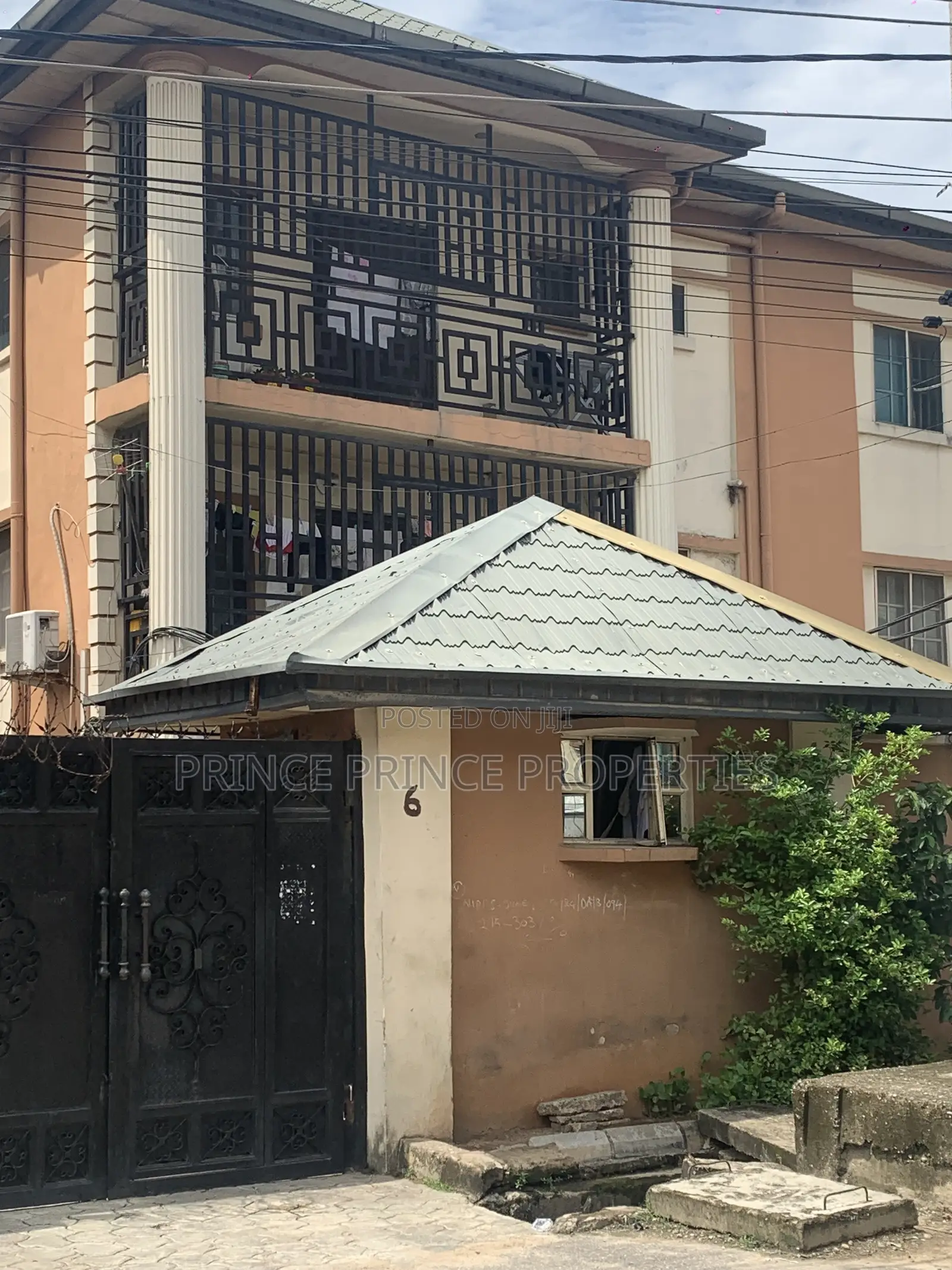 Furnished 3bdrm Block of Flats in Estate House, Aguda / Surulere