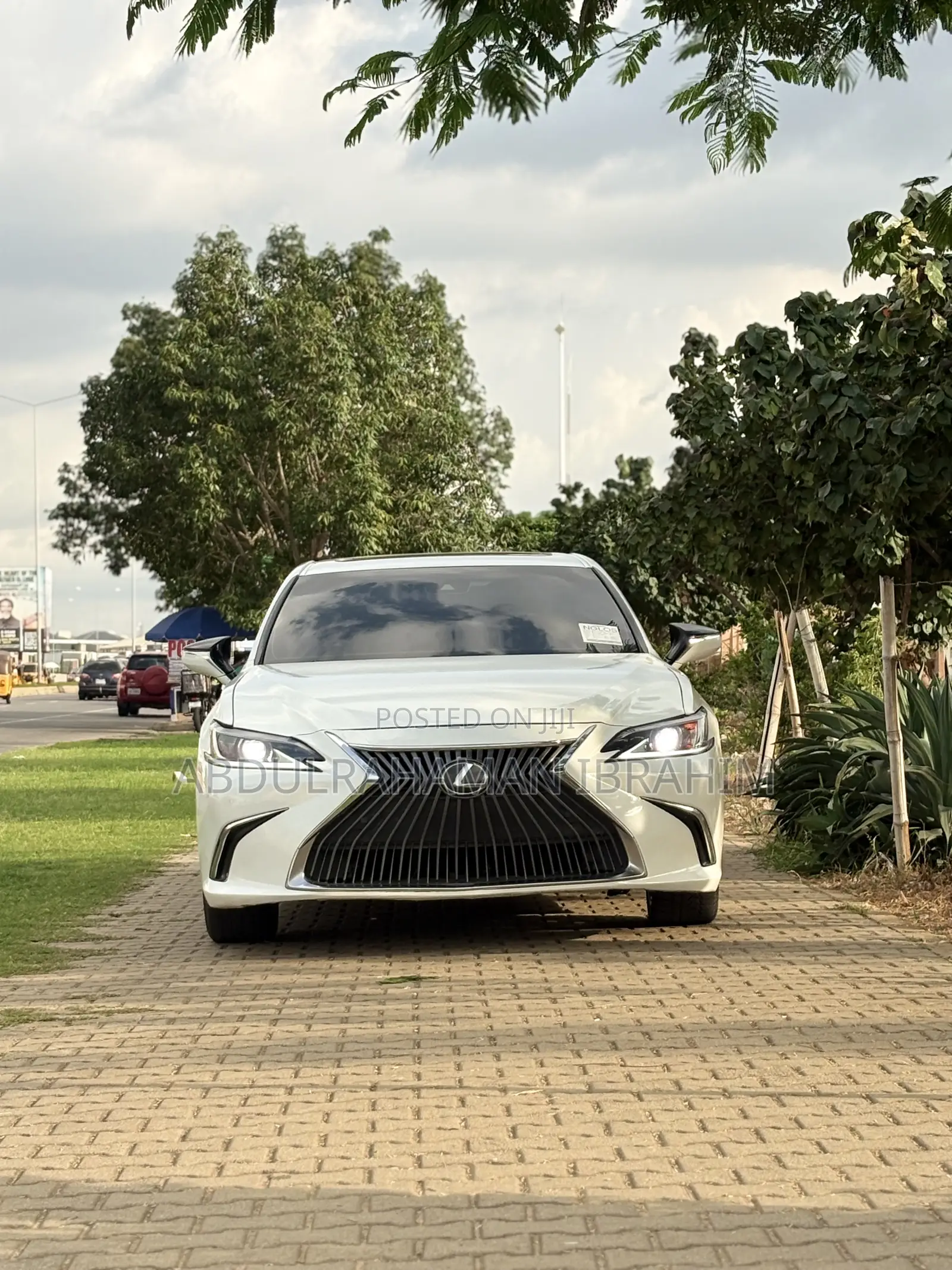 Lexus ES 2021 White