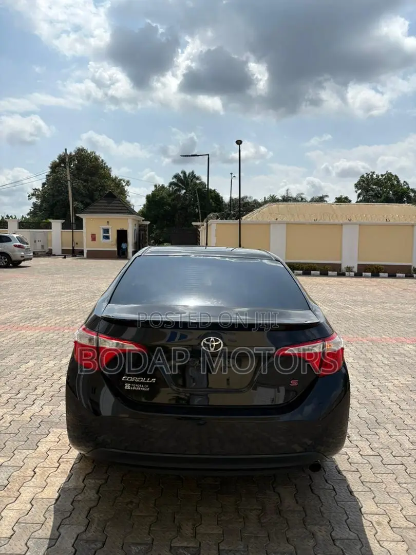 Toyota Corolla S Plus 4dr Sedan (1.8L 4cyl CVT) 2015 Black