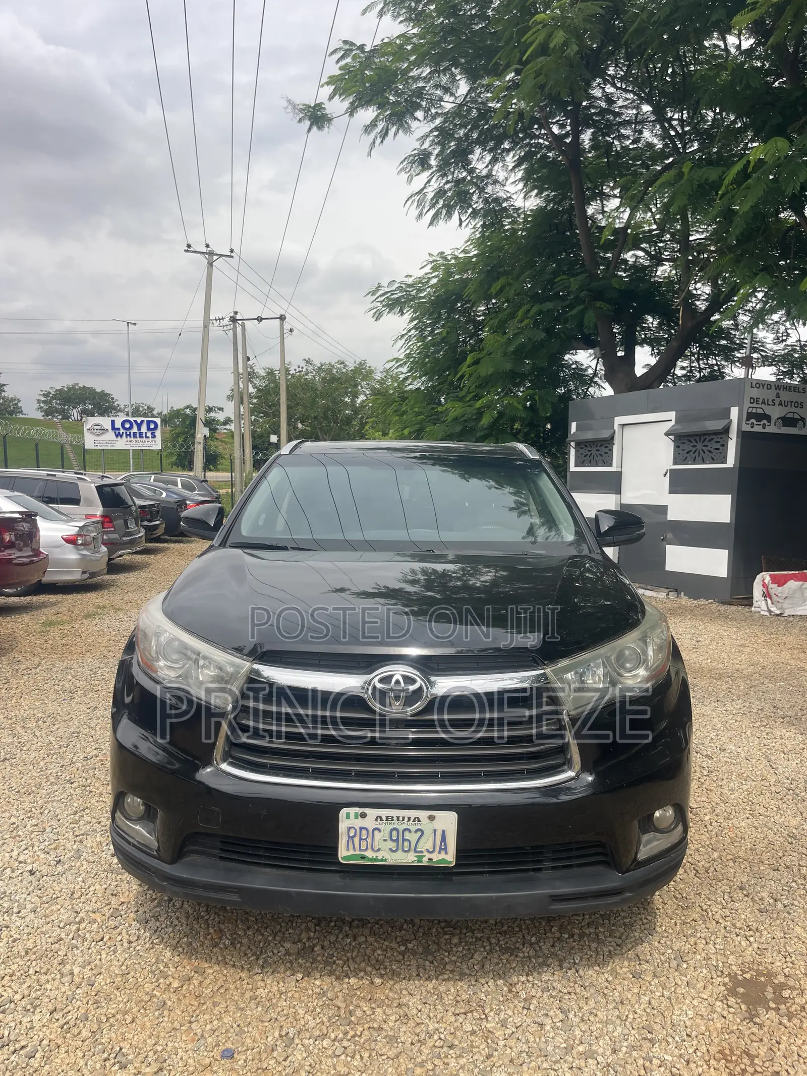 Toyota Highlander Limited Platinum 4dr SUV AWD (3.5L 6cyl 6A) 2014