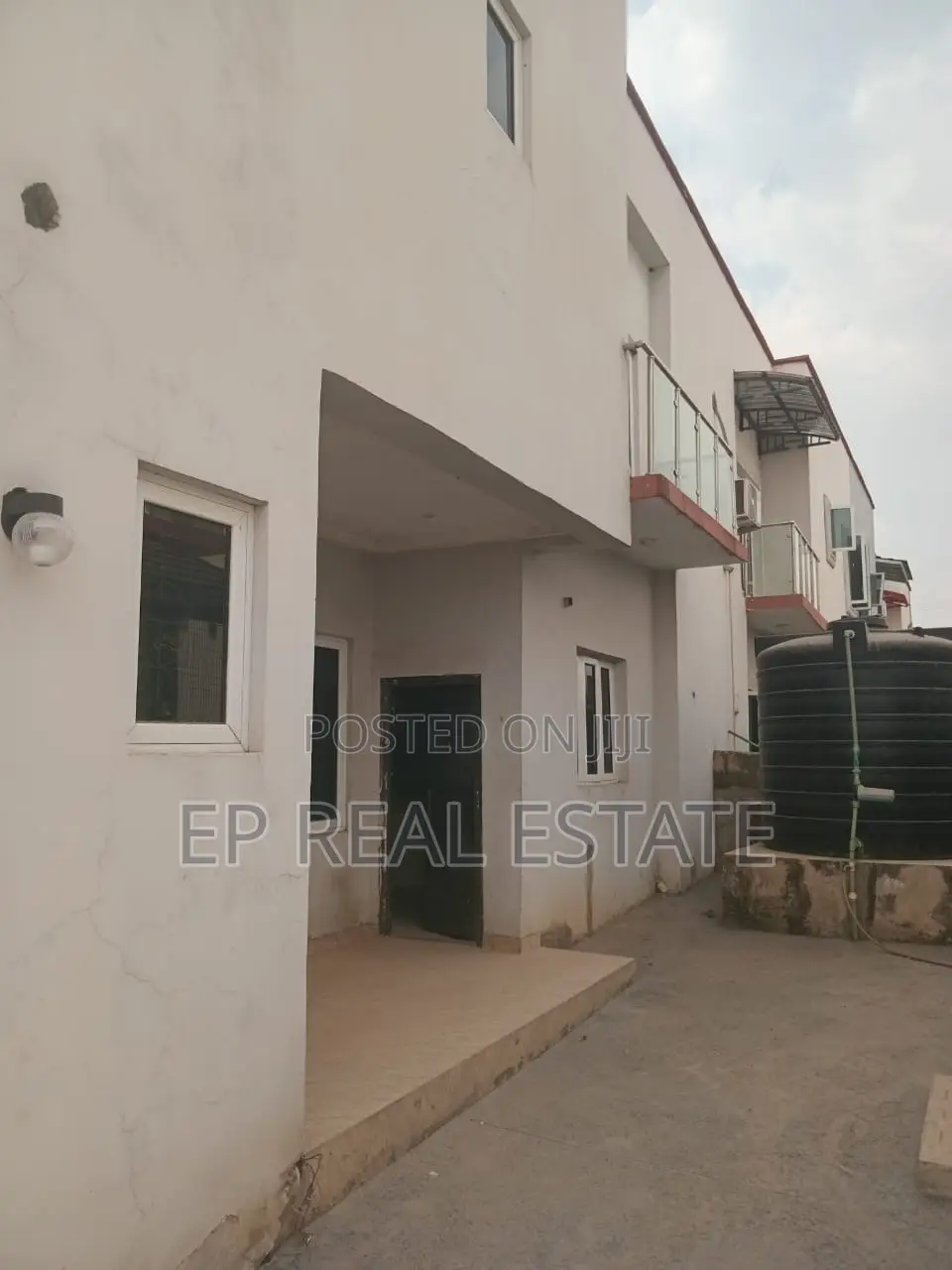 4bdrm Duplex in Lugbe District for sale