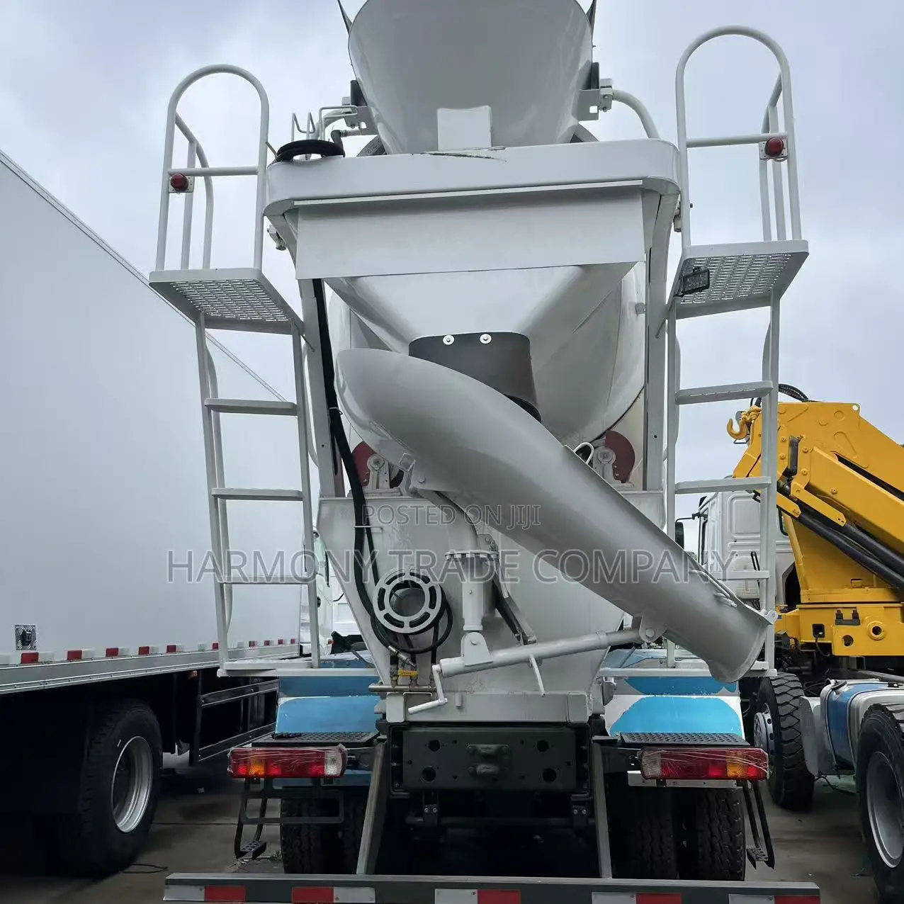High-Quality Howo Concrete Mixer Truck, Excellent Condition