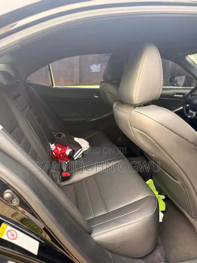 Lexus IS 250 2014 Matt Black