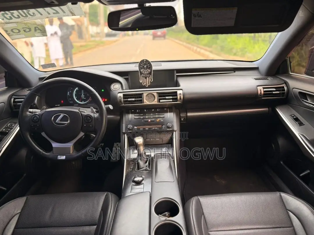 Lexus IS 250 2014 Matt Black