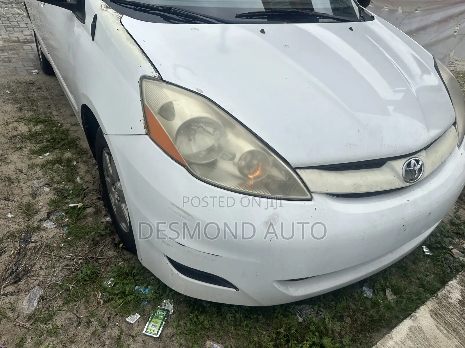 Toyota Sienna LE 2009 Off white