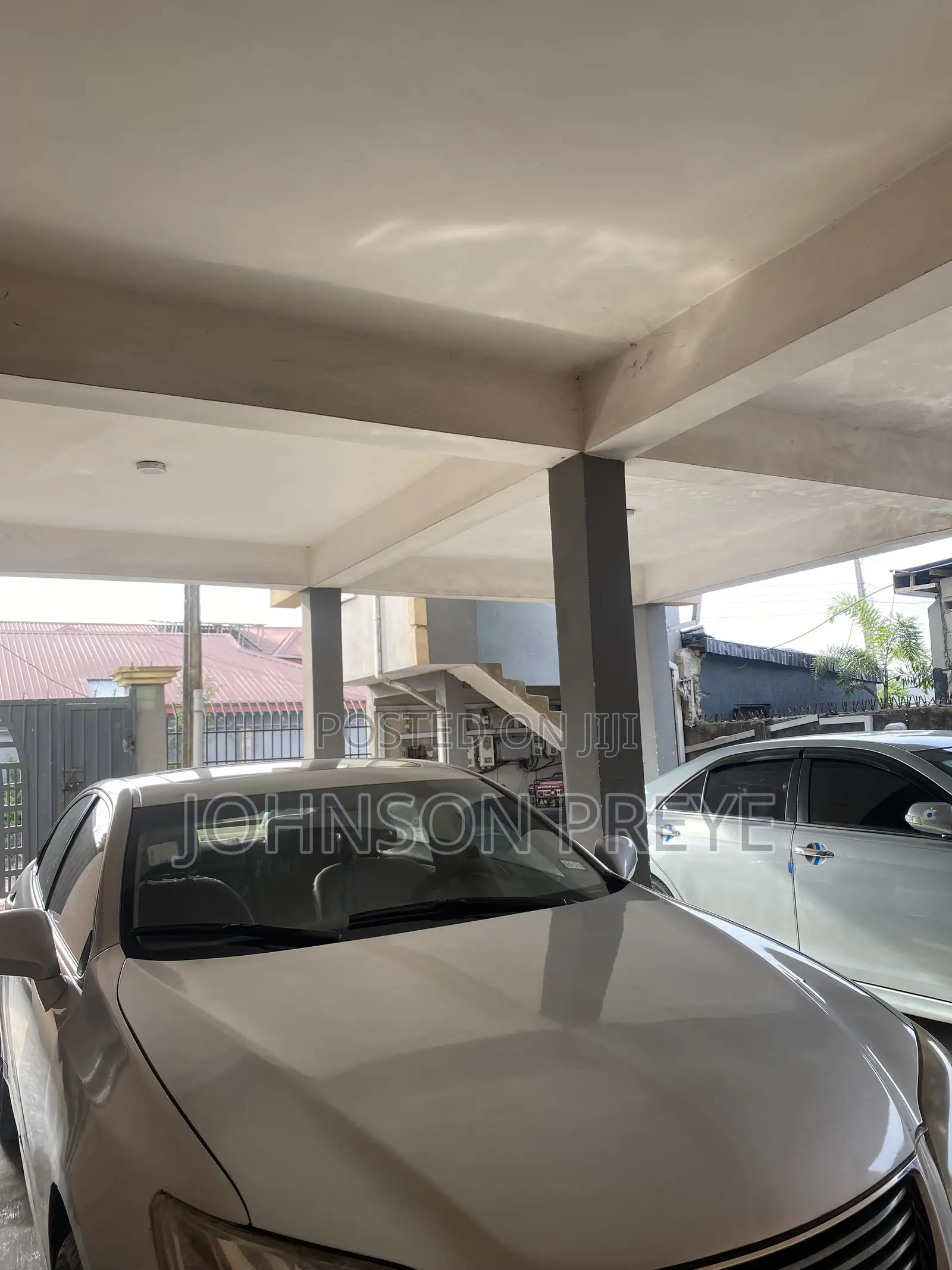3bdrm Block of Flats in Casia Estate, Off Lekki-Epe Expressway for sale