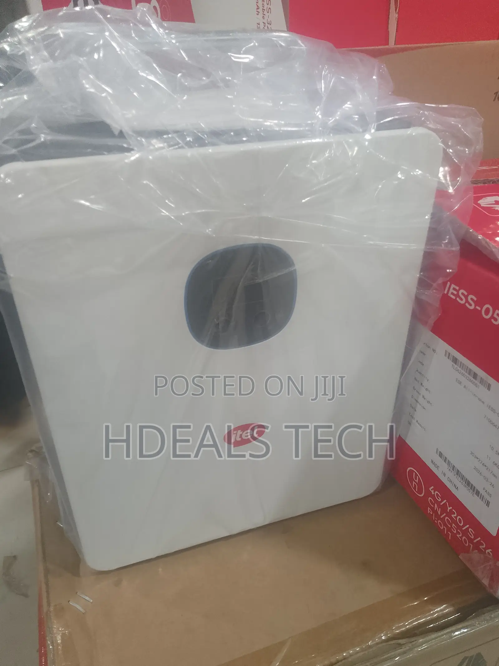 Compact Home Power Station Itel Iess-05k10n