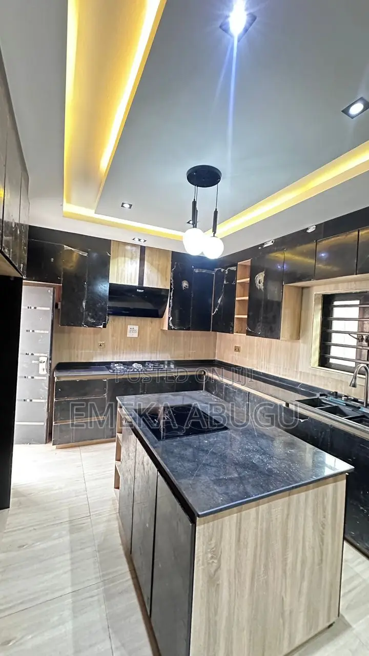 5bdrm Duplex in Akala Express for sale