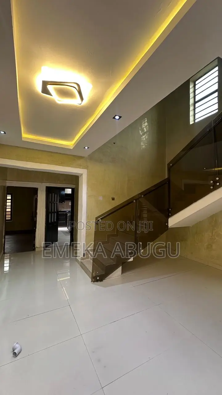 5bdrm Duplex in Akala Express for sale