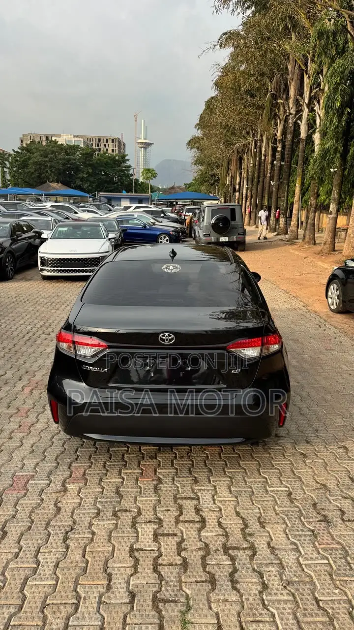 Toyota Corolla LE 2020 Black