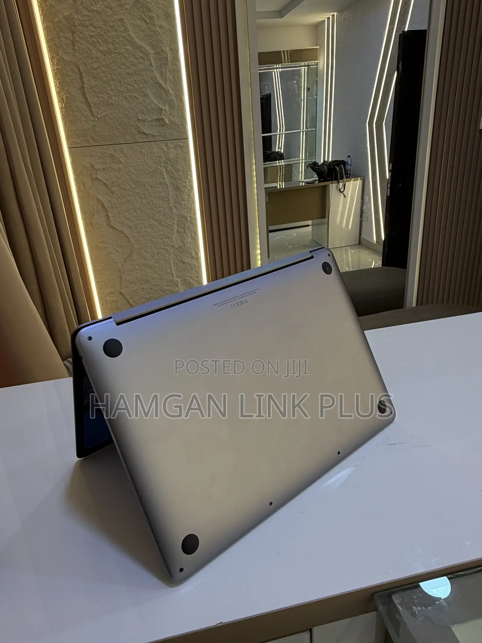 Laptop Apple MacBook Pro 2020 M1 16GB Apple M1 SSD 512GB