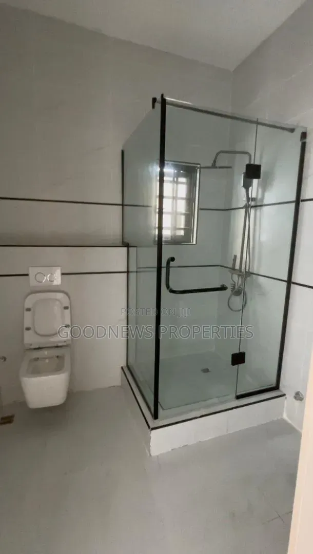 4bdrm Duplex in Sangotedo for sale