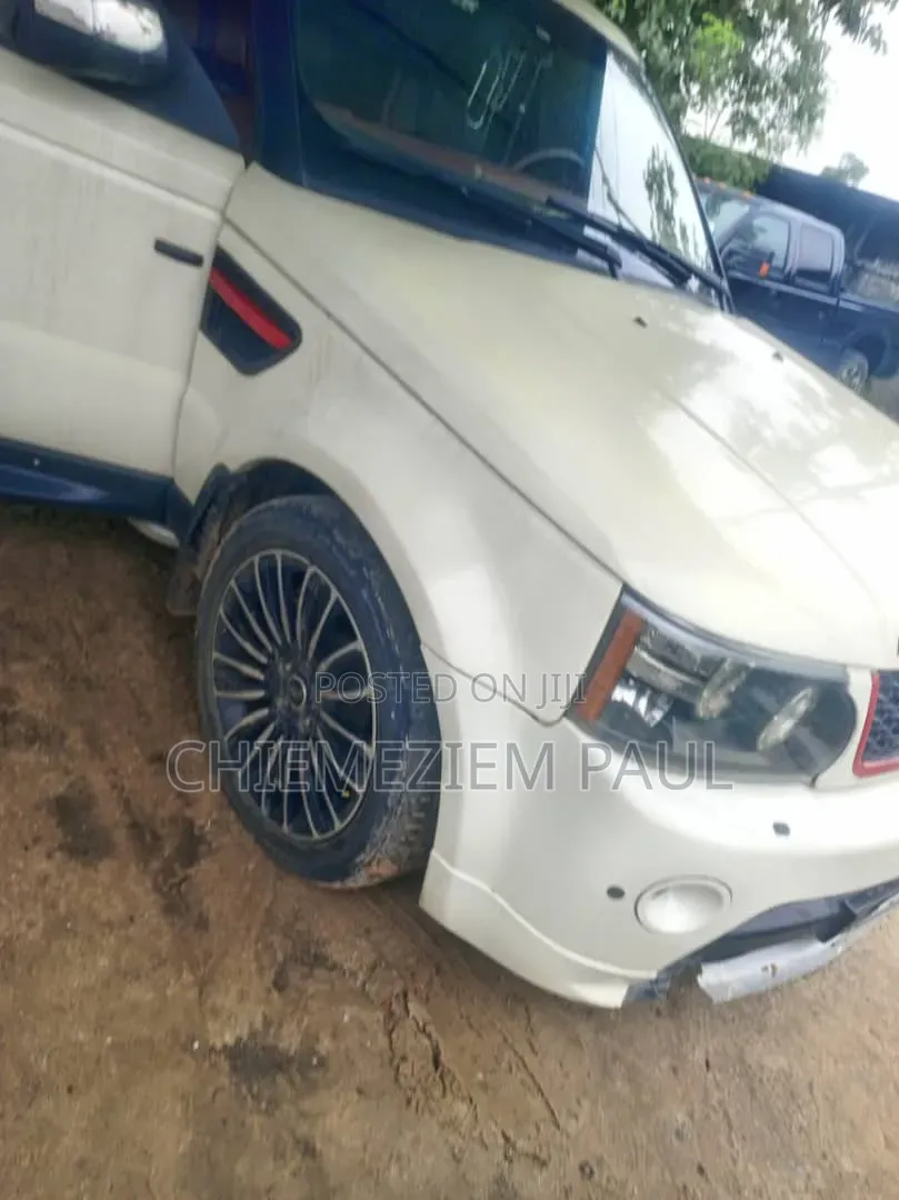 Land Rover Range Rover Sport 2009 White