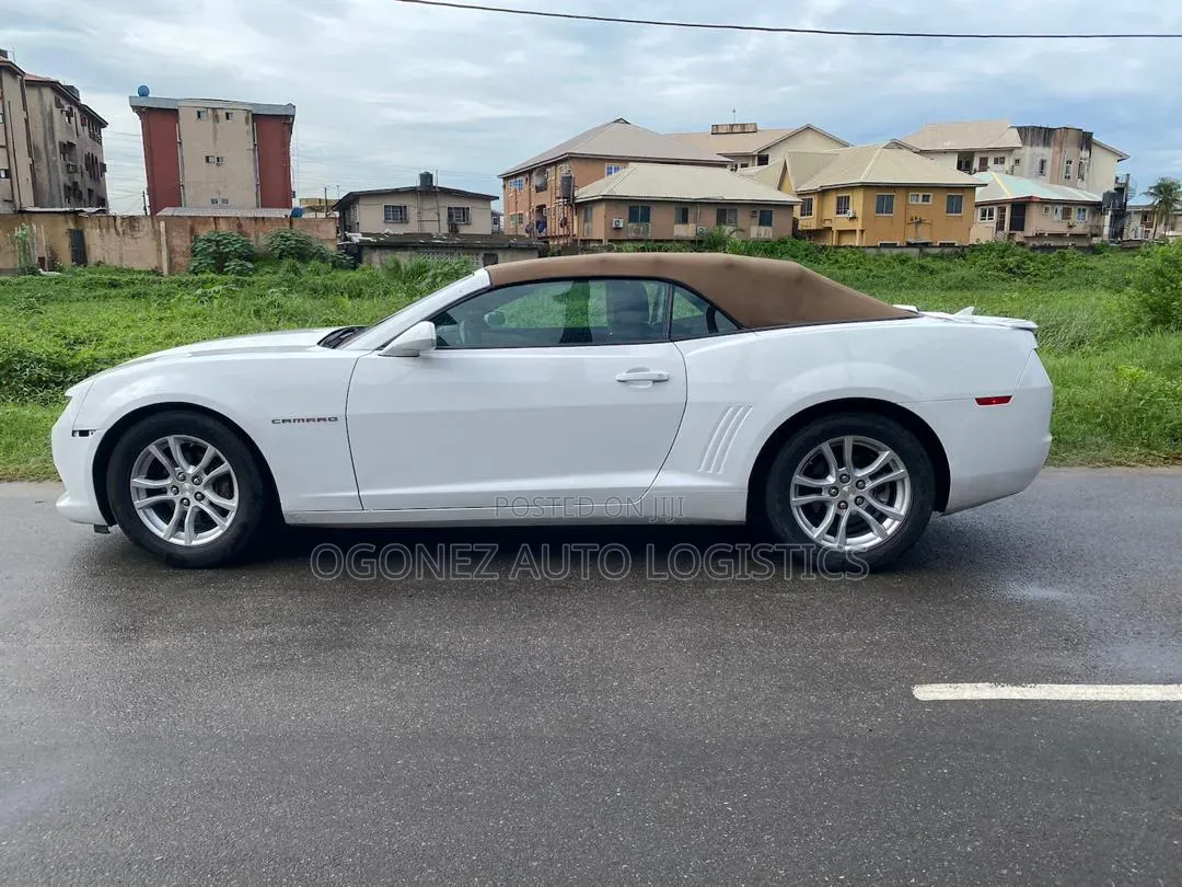 Chevrolet Camaro Convertible 1LT 2013 White