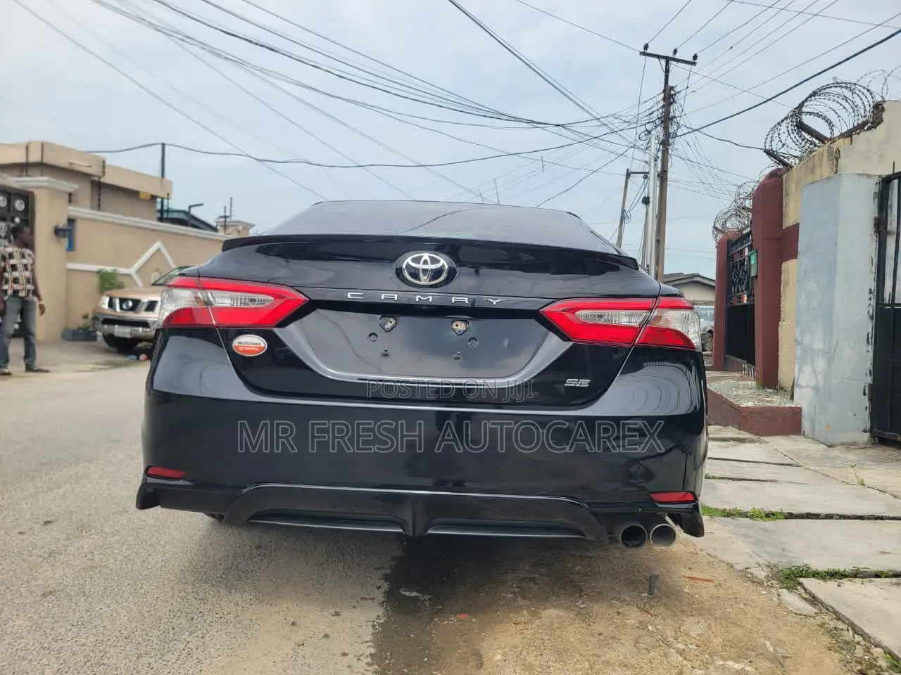 Toyota Camry SE FWD (2.5L 4cyl 8AM) 2018 Black