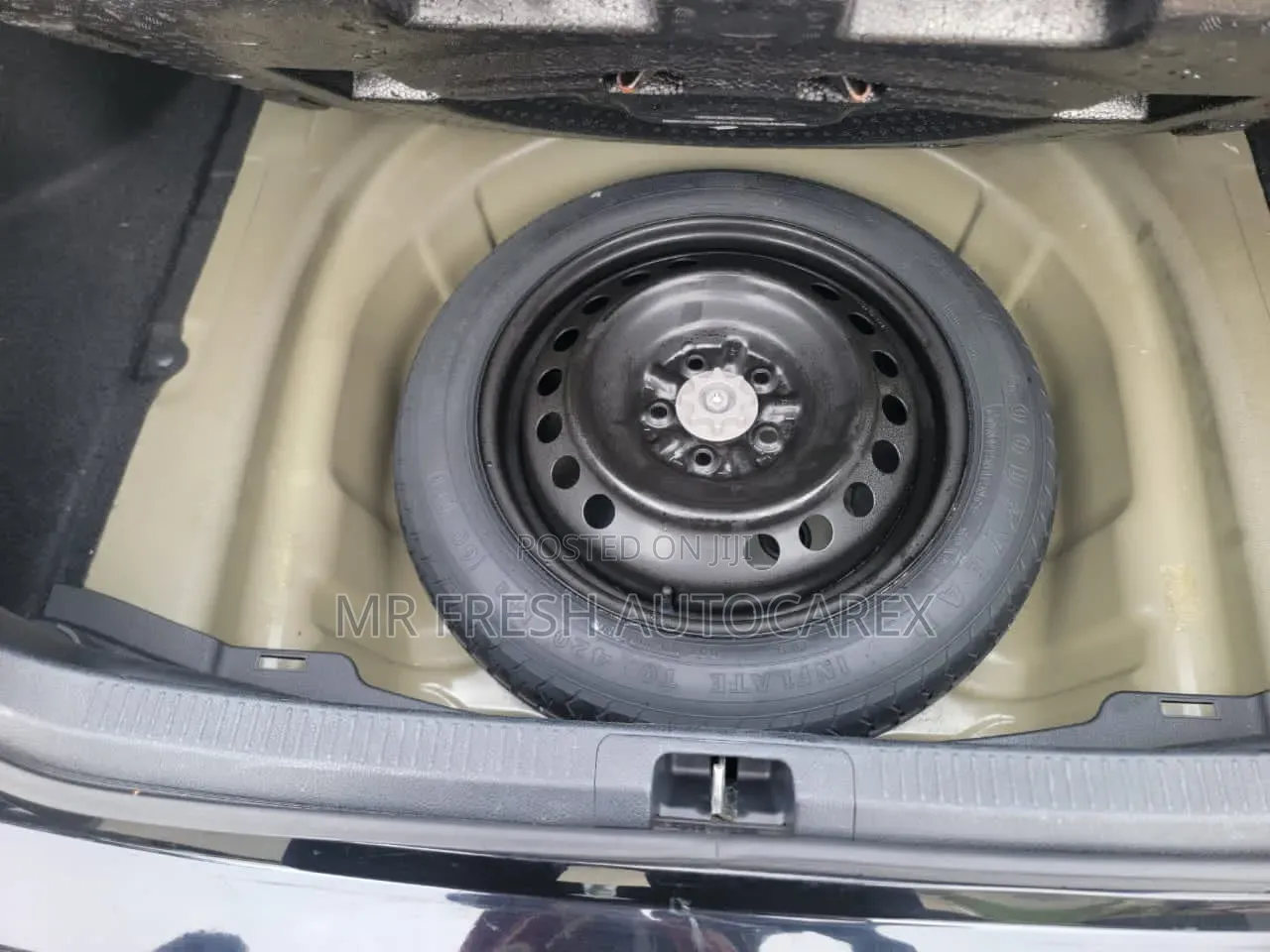Toyota Camry SE FWD (2.5L 4cyl 8AM) 2018 Black