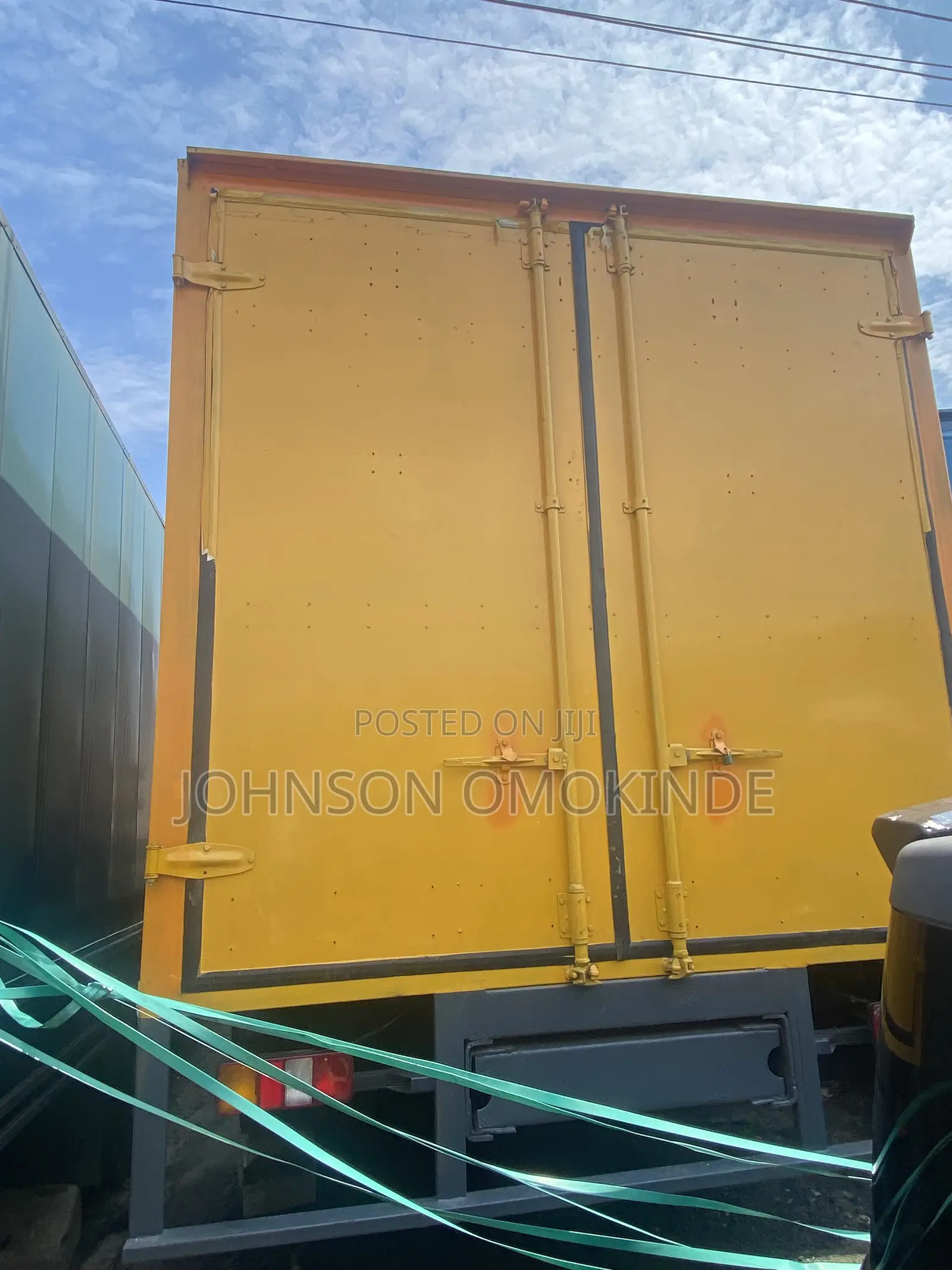 Mercedes Benz Container Body