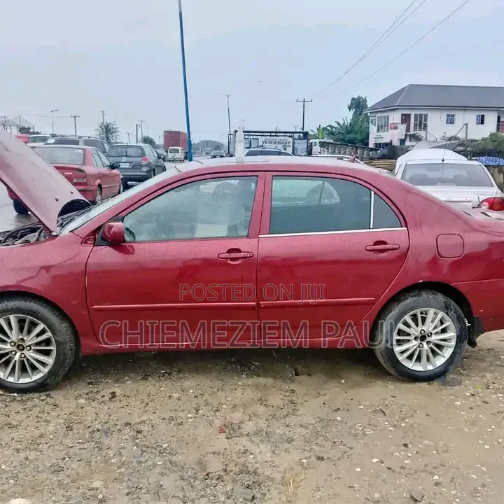 Toyota Corolla 2005 Red