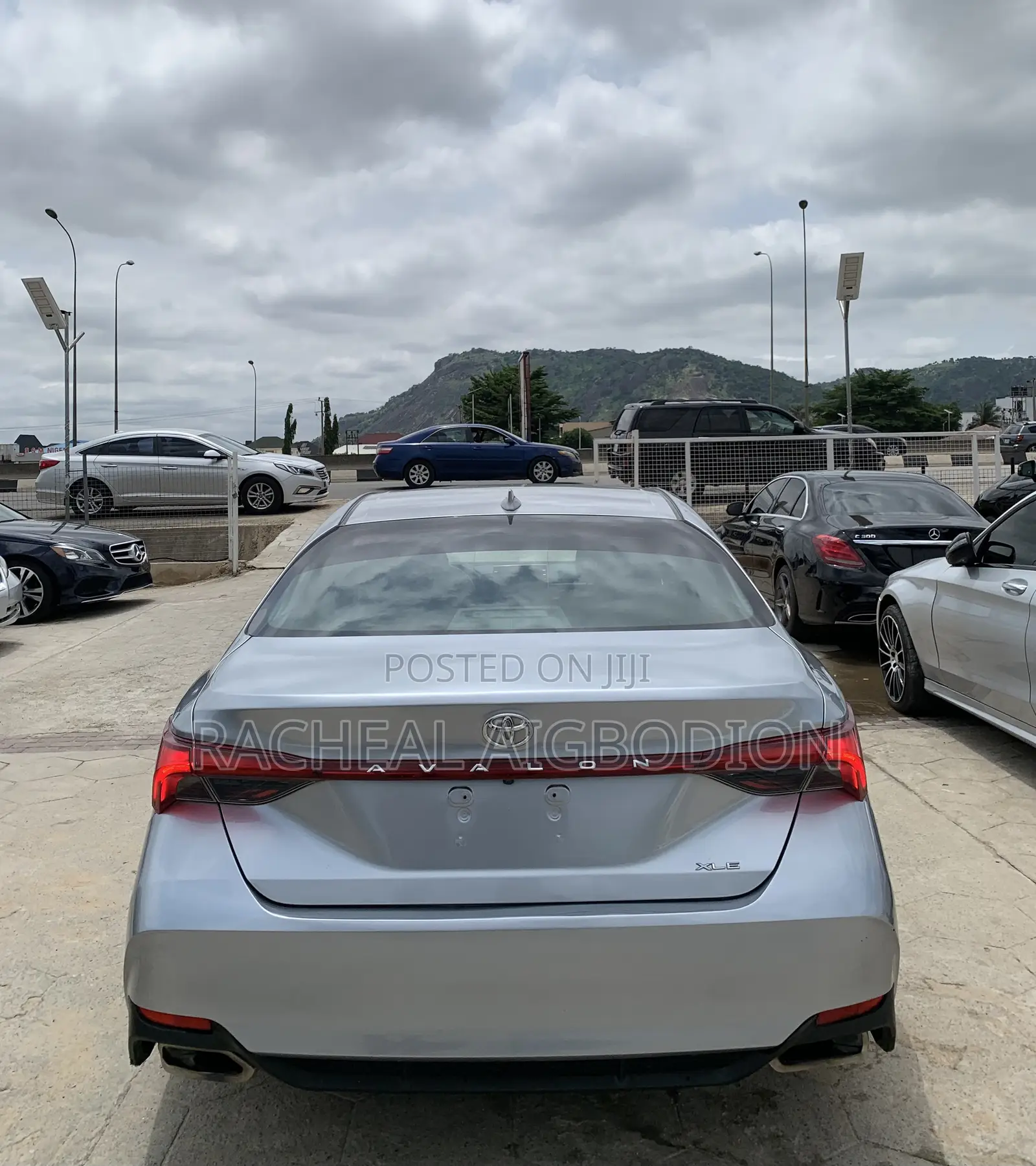 Toyota Avalon 2019 Silver