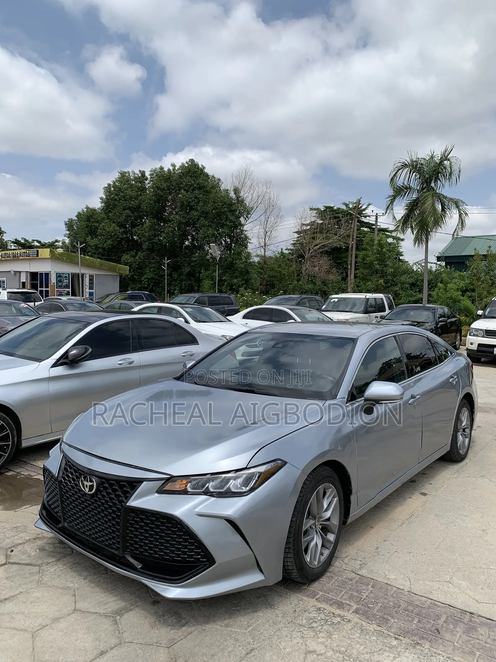 Toyota Avalon 2019 Silver