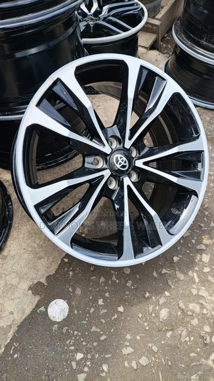 Quality Alloy Rims for Toyota Corolla 17 Inches