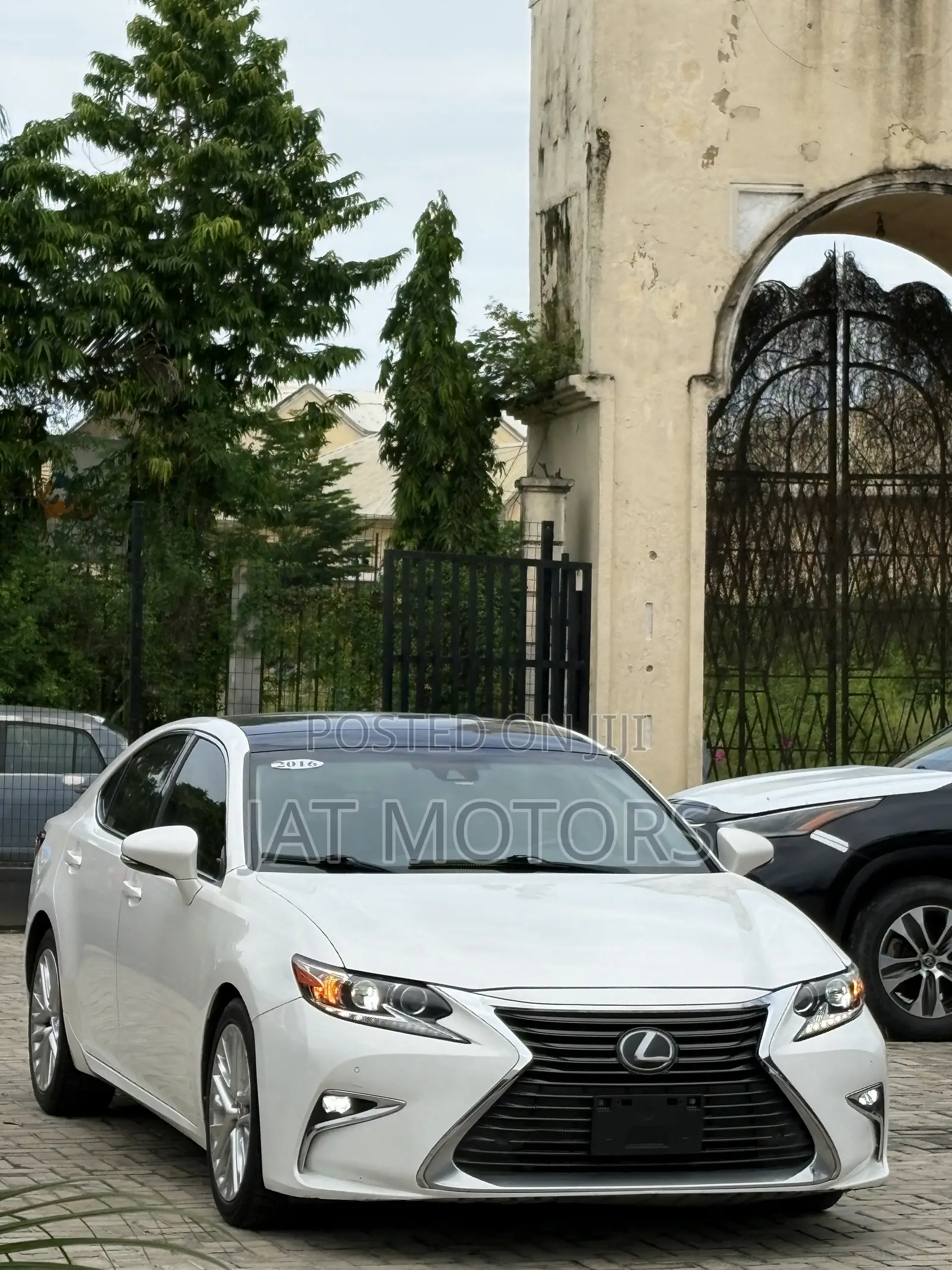 Lexus ES 350 FWD 2016 Off white