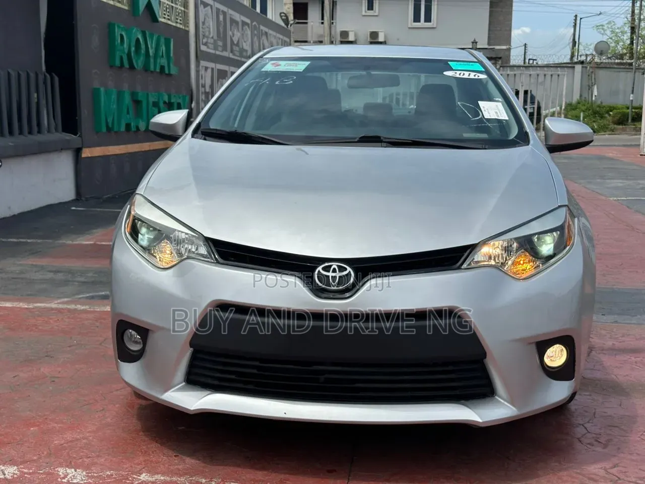 Toyota Corolla LE 4dr Sedan (1.8L 4cyl CVT) 2016 Silver