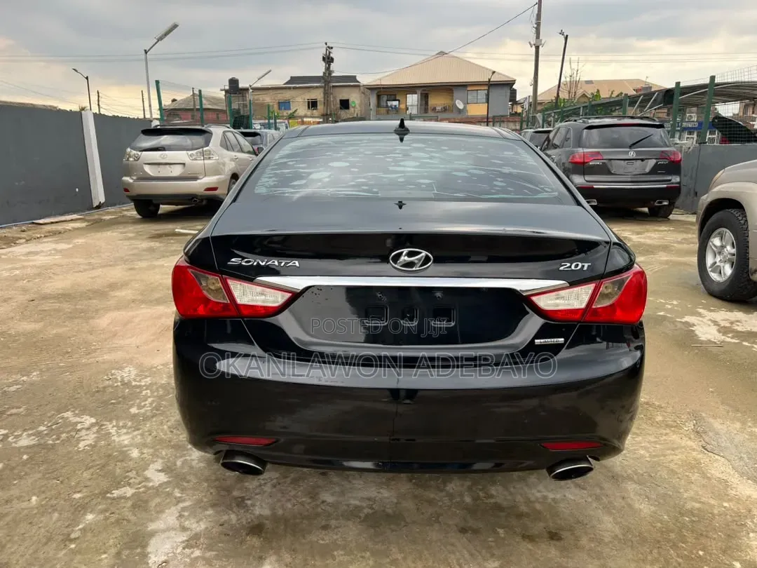 Hyundai Sonata 2012 Black