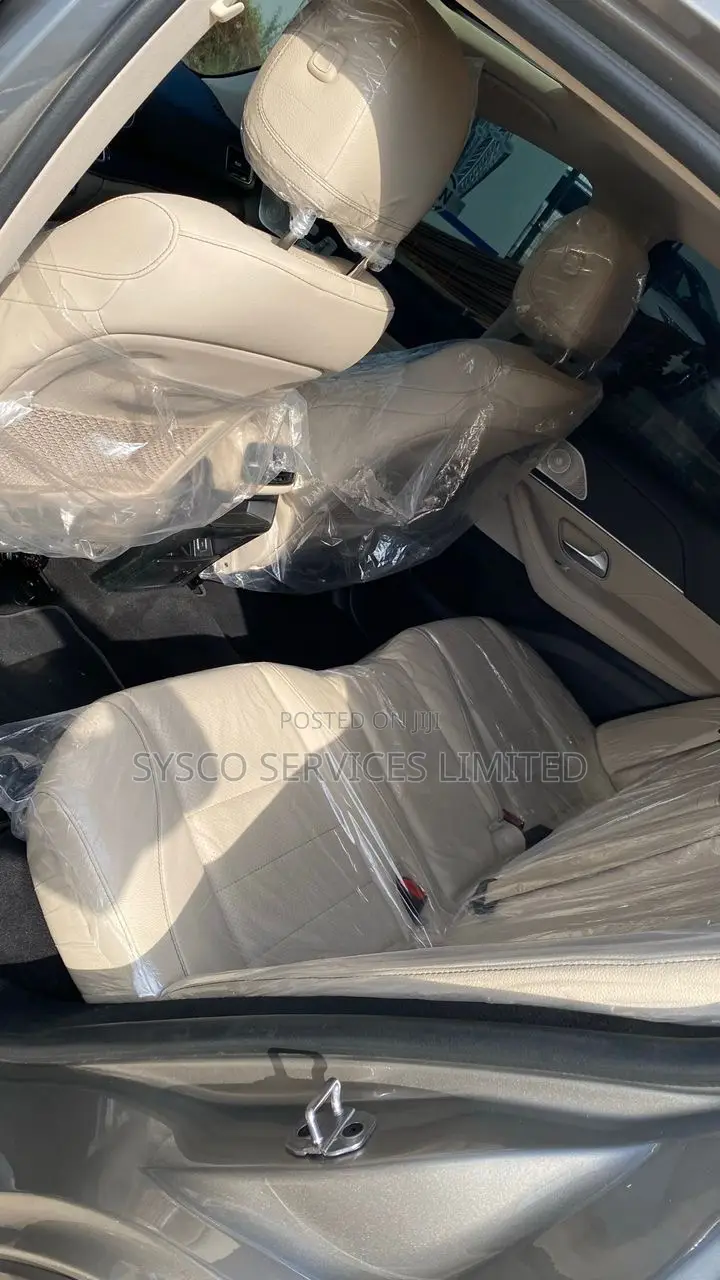 Mercedes-Benz GLE-Class GLE 350 4MATIC 2022 Gold