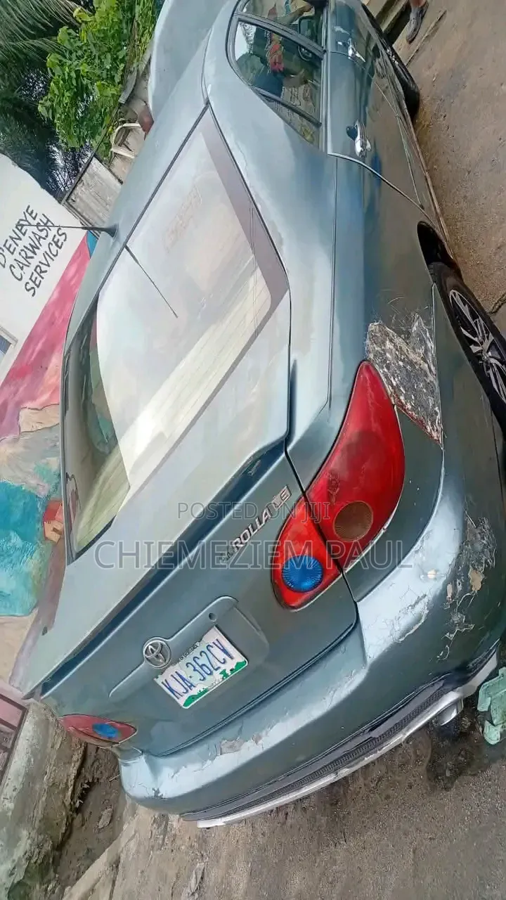 Toyota Corolla 2005 Blue