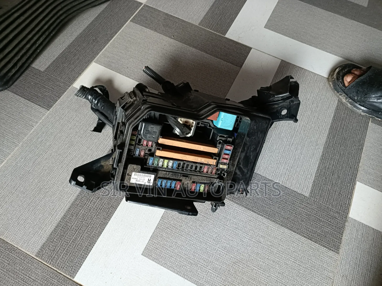Fuse Box for Toyota Highlander 2012
