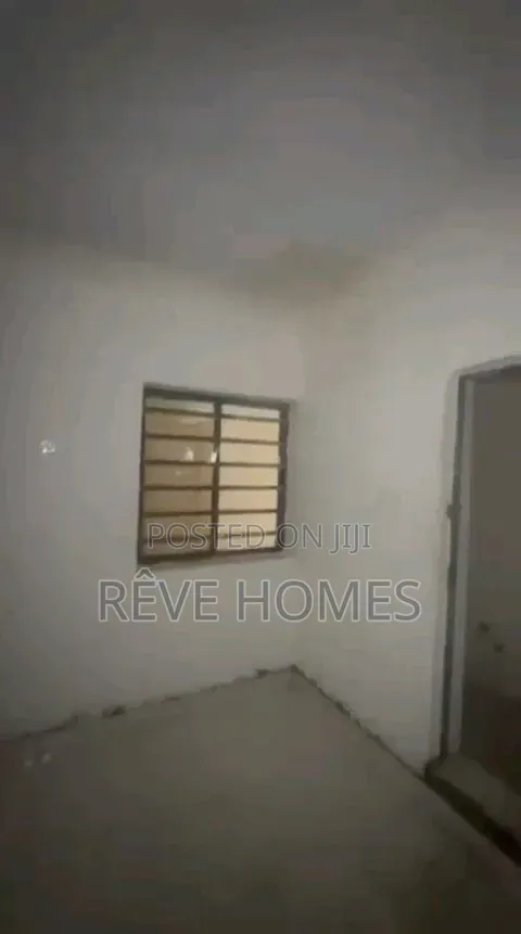 Furnished Mini Flat in Shomolu / Shomolu for rent