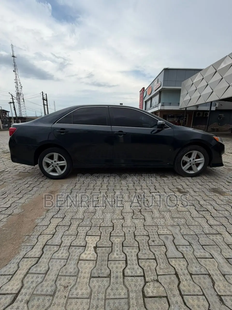 Toyota Camry LE 4dr Sedan (2.5L 4cyl 6A) 2013 Black