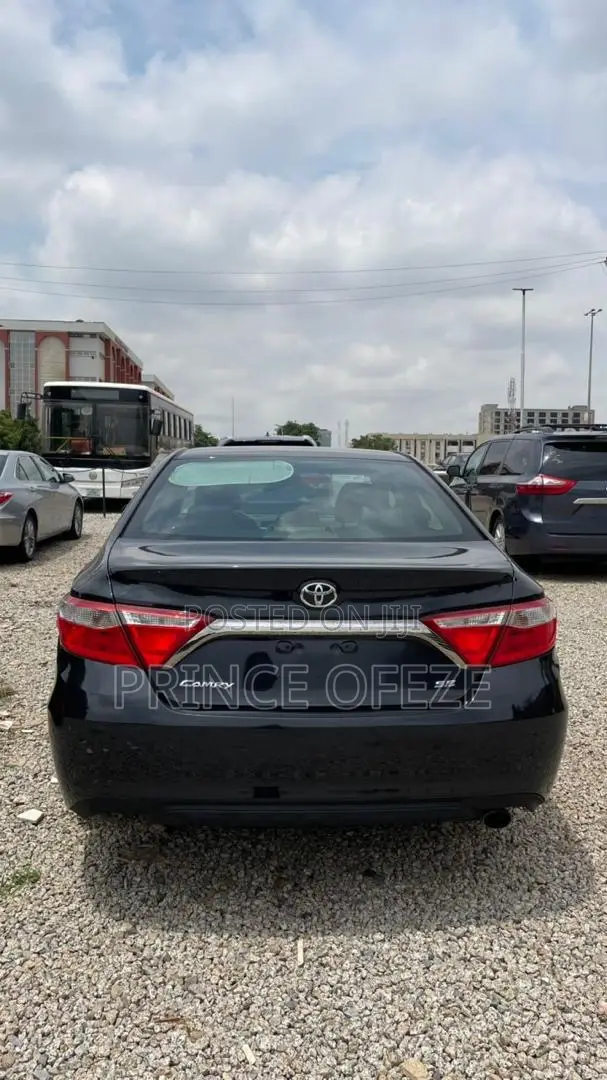 Toyota Camry SE 4dr Sedan (2.5L 4cyl 6A) 2016 Black