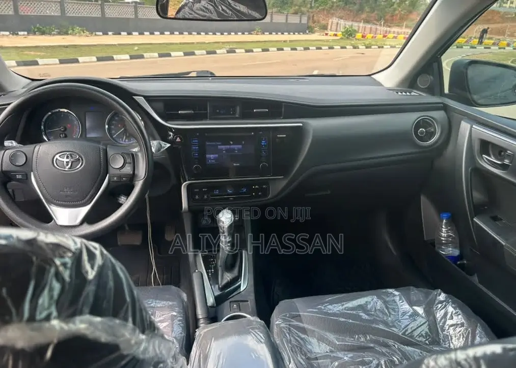 Toyota Corolla 2017 Black
