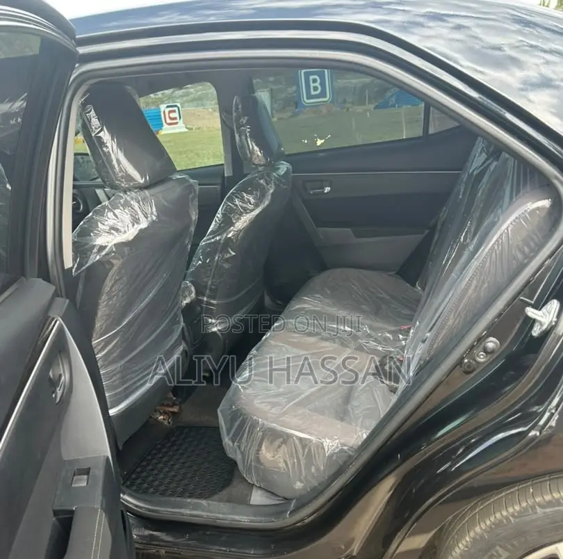 Toyota Corolla 2017 Black